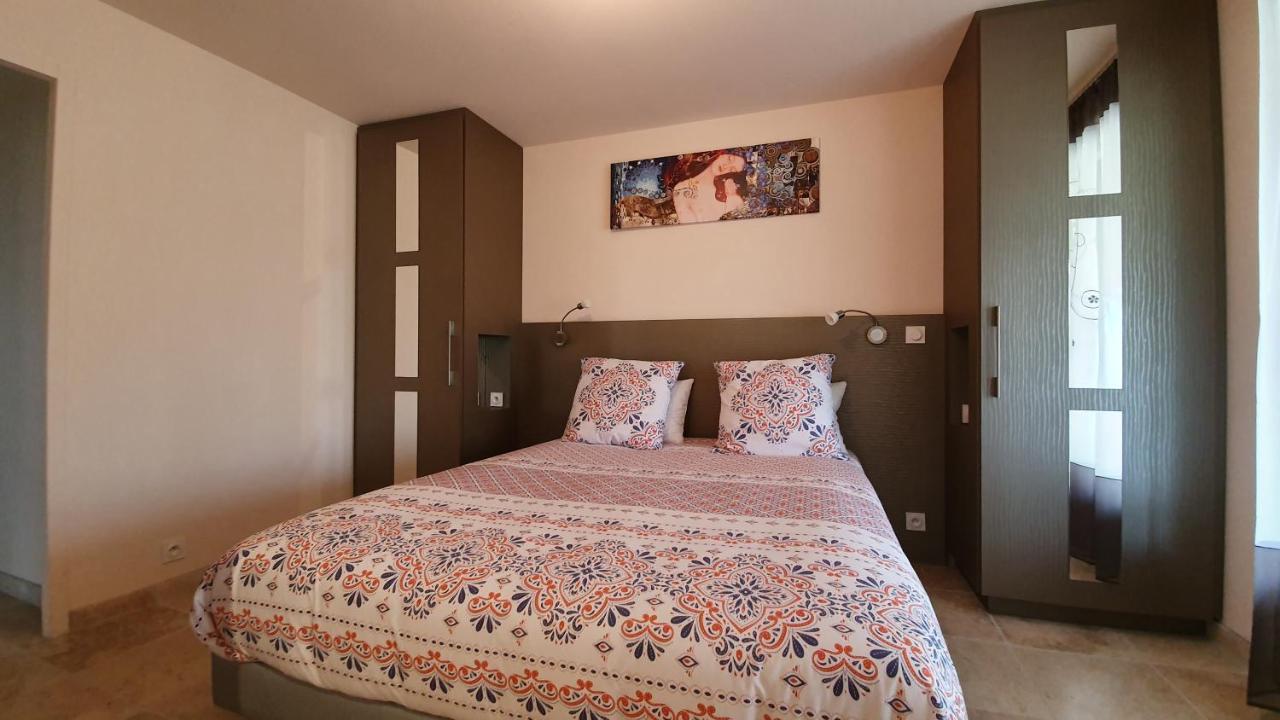Domaine Du Cardou Hotel Puy-lʼÉvêque Eksteriør billede
