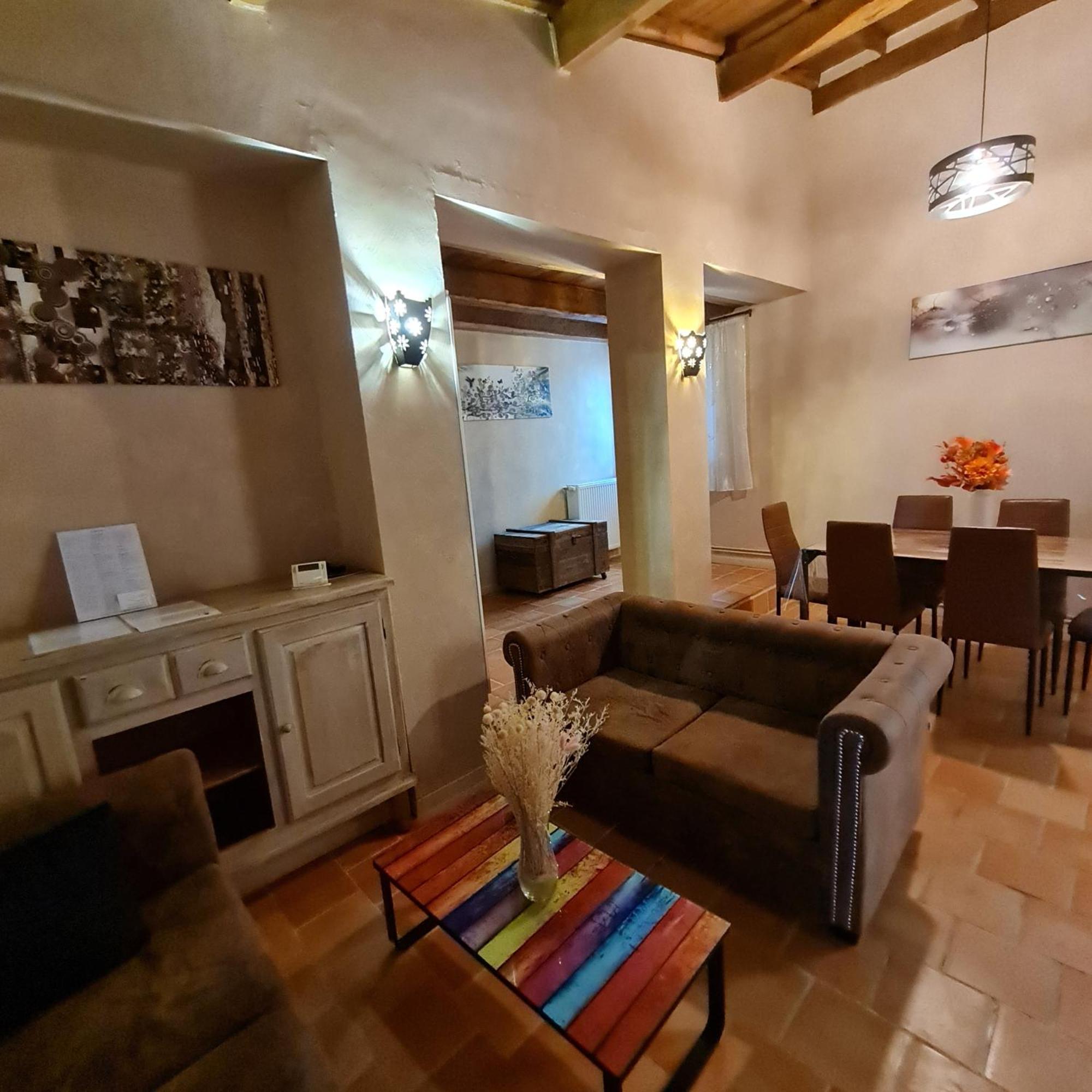 Domaine Du Cardou Hotel Puy-lʼÉvêque Eksteriør billede