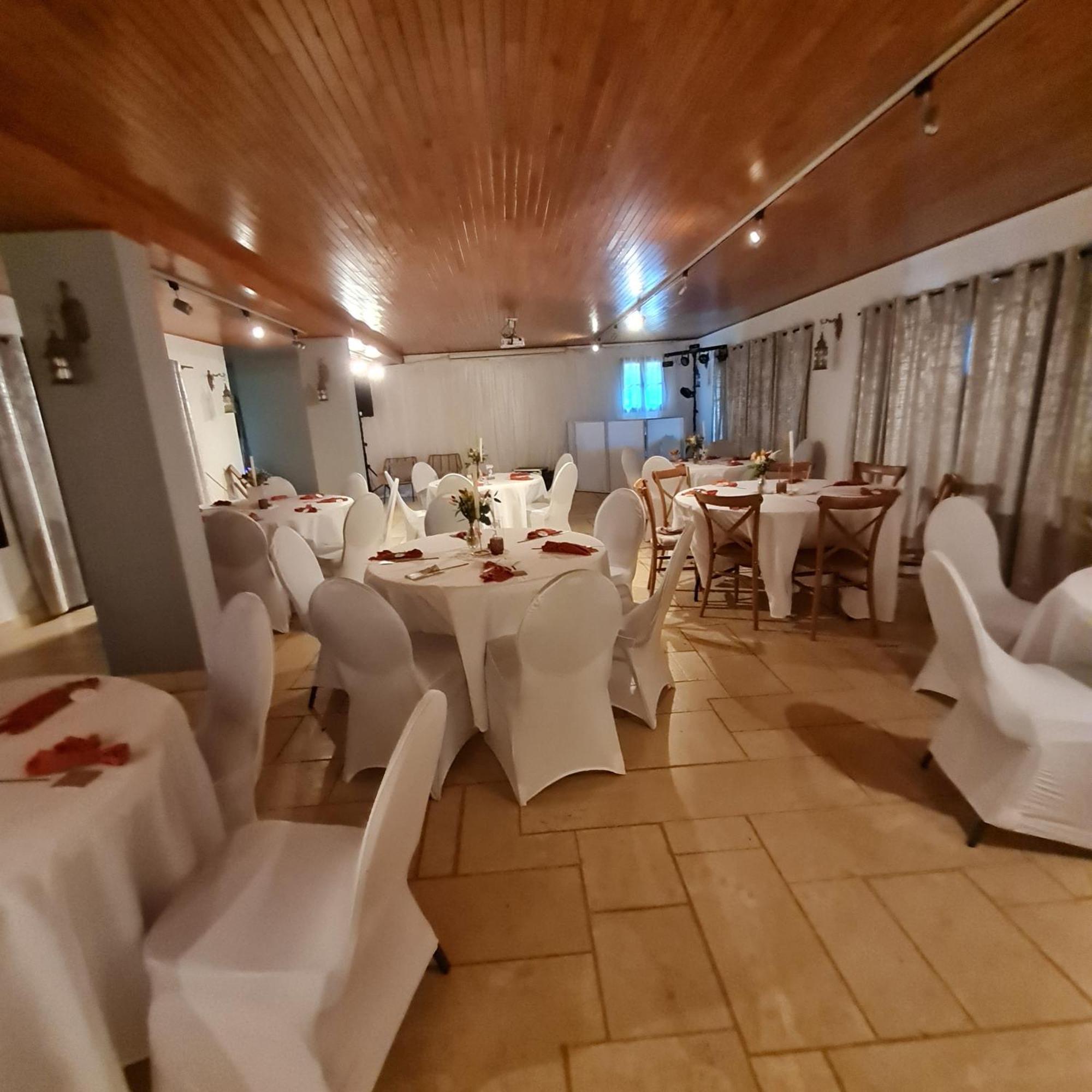 Domaine Du Cardou Hotel Puy-lʼÉvêque Eksteriør billede